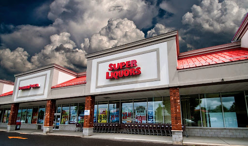 Putnam Plaza Super Liquors, 4 Main St, East Hartford, CT 06118, USA, 