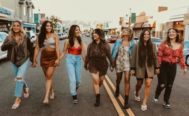 Salon Eleven:11 94066