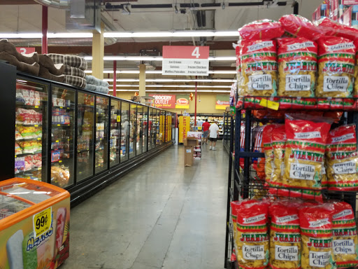 Grocery Store «Grocery Outlet Bargain Market», reviews and photos, 15625 NE 8th St, Bellevue, WA 98008, USA