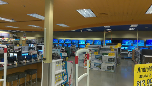 Grocery Store «Fred Meyer», reviews and photos, 2200 E Baseline St, Cornelius, OR 97113, USA