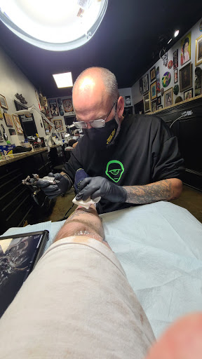 Tattoo Shop «Silver Fox Tattoo», reviews and photos, 533 10th St NW, Atlanta, GA 30318, USA