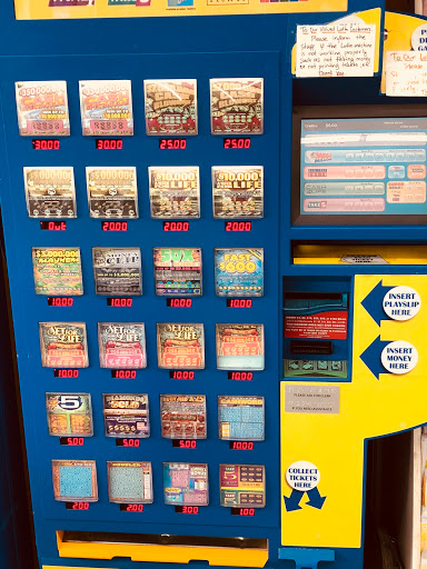 Grocery Store «Lake Village Market», reviews and photos, 904 Johnson Ave, Ronkonkoma, NY 11779, USA