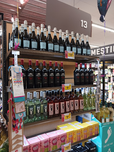 Supermarket «Giant», reviews and photos, 2901 S Glebe Rd, Arlington, VA 22206, USA