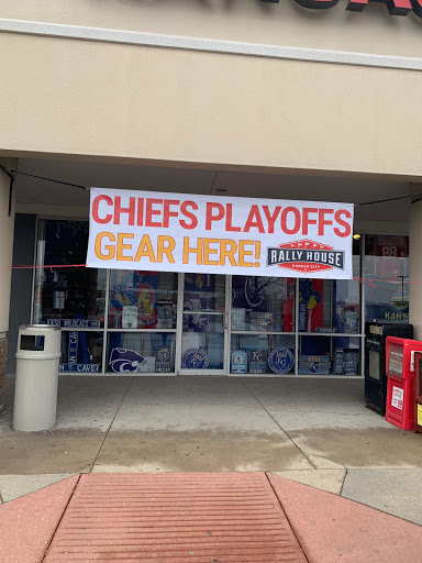 Sportswear Store «Kansas Sampler/Rally House Mission», reviews and photos, 6858 Johnson Dr, Mission, KS 66202, USA