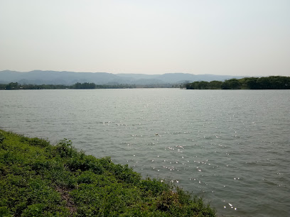 อ่างเก็บน้ำร่องสัก Rong Sak Reservoir