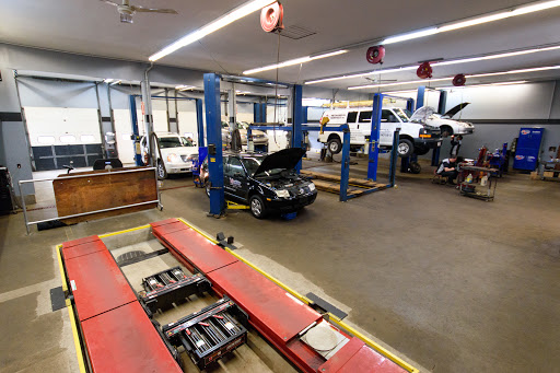 Auto Repair Shop «V & F Auto», reviews and photos, 443 Springfield St, Agawam, MA 01001, USA