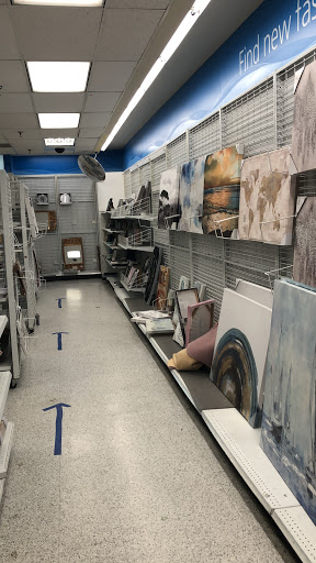 Clothing Store «Ross Dress for Less», reviews and photos, 6298 Seven Corners Center, Falls Church, VA 22044, USA