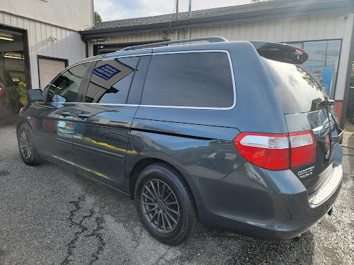 Used Car Dealer «The Price Is Right Auto Sales of Lynnwood», reviews and photos, 14825 WA-99, Lynnwood, WA 98087, USA