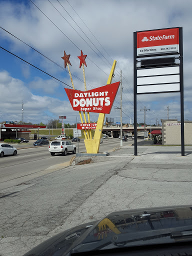 Donut Shop «Daylight Donuts Supershop», reviews and photos, 3121 S Yale Ave, Tulsa, OK 74135, USA