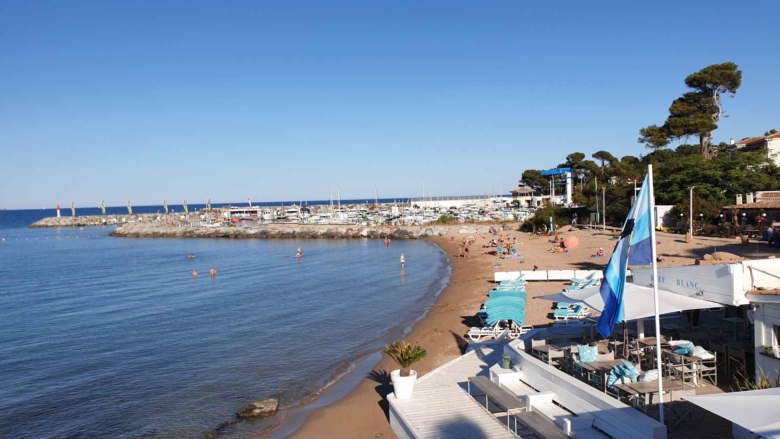 Foto von Plage de la Galiote und die siedlung