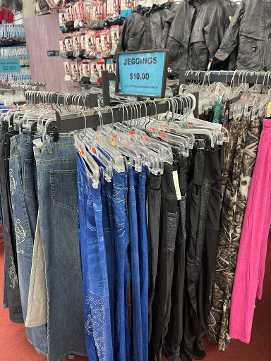 Shoe Store «Lizzys Shoes», reviews and photos, 4930 Schaefer Rd, Dearborn, MI 48126, USA