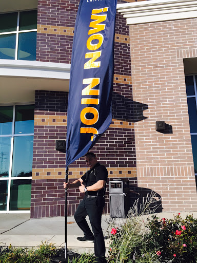 Gym «LA Fitness», reviews and photos, 540 E Rollins Rd, Round Lake Beach, IL 60073, USA