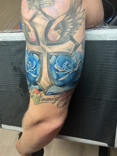 Find summer tattoo ideas for your next unique tattoo in Fort Myers at Miss Cassies laser tattoo removal