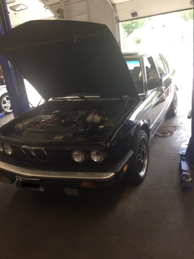 Auto Body Shop «M&J Automotive LLC», reviews and photos, 2661 Long Ridge Rd, Stamford, CT 06903, USA