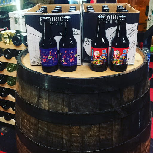 Liquor Store «Red Castle Liquor Store and Growler Filling Station», reviews and photos, 1200 S 1st St, Louisville, KY 40203, USA