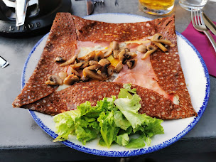 Photo n°57 de La Table de Bretagne et Table de Savoie à Montigny-le-Bretonneux ()