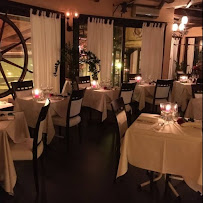 Atmosphère du Restaurant de tapas La Loca Vineria à Menton - n°3