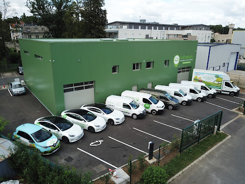 Borne de recharge de véhicules électriques Freshmile Station de recharge Villenoy