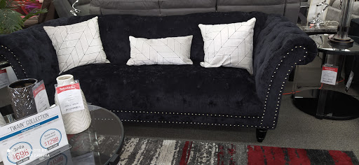 Furniture Store «Badcock Home Furniture & More of South Florida», reviews and photos, 3051 N Powerline Rd, Pompano Beach, FL 33069, USA