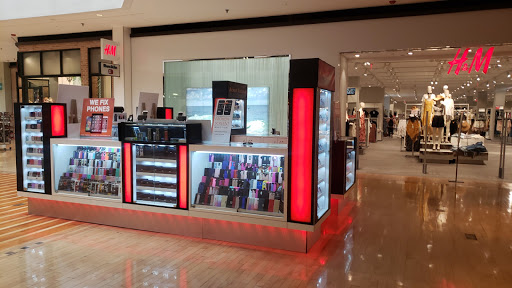 Cell Phone Store «Cellairis», reviews and photos, 195 Fox Valley Center Dr, Aurora, IL 60504, USA