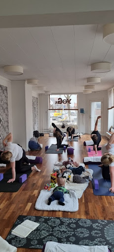 Lauriane Camus Yoga in København S, København