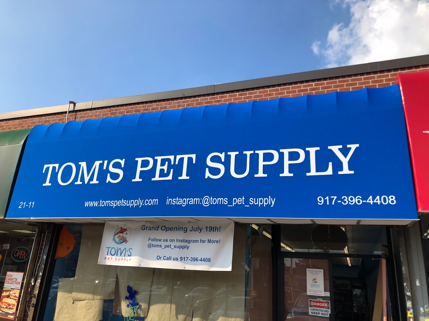 Tom's Pet Supply