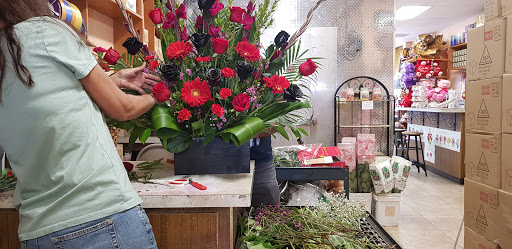 Florist «Canoga Park Florist», reviews and photos, 7144 Owensmouth Ave, Canoga Park, CA 91303, USA