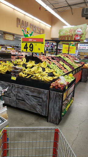 Supermarket «Tienda Fiesta Mart», reviews and photos, 210 E Davis St, Conroe, TX 77301, USA