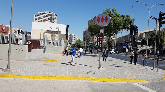 Metro Monseñor Eyzaguirre - L3 - Servicio de transporte