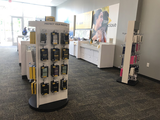 Cell Phone Store «Sprint Store», reviews and photos, 2000 NW 87th Ave #6, Doral, FL 33172, USA