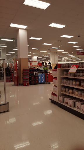 Department Store «Target», reviews and photos, 3100 14th St NW #201, Washington, DC 20010, USA