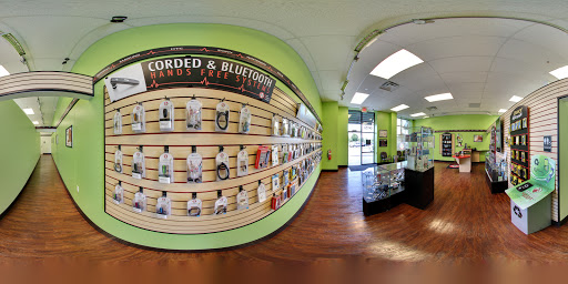 Electronics Repair Shop «CPR Cell Phone Repair Novi», reviews and photos, 43348 Grand River Ave, Novi, MI 48375, USA