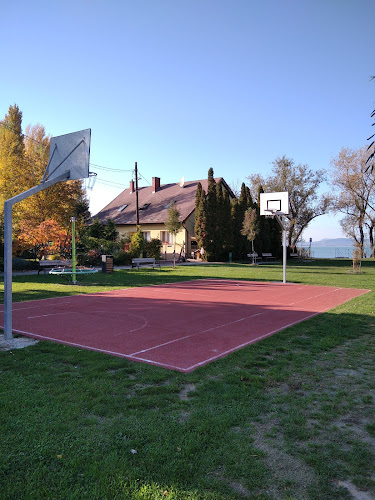 Értékelések erről a helyről: Gumis Kosárlabda Pálya, Balatonboglár - Sportpálya