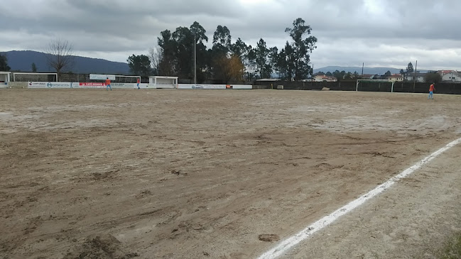 Avaliações doCampo de Futebol De Lijó em Vila Nova de Gaia - Campo de futebol