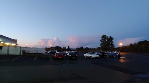 Grocery Store «Grocery Outlet Bargain Market», reviews and photos, 2925 NW Division St, Gresham, OR 97030, USA