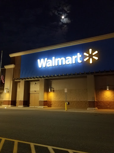 Department Store «Walmart Supercenter», reviews and photos, 200 12th St SW, Forest Lake, MN 55025, USA