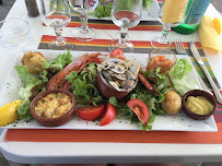 Plats et boissons du Restaurant français Les Saladelles à Arles - n°3