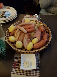 Choucroute d'Alsace du Restaurant de spécialités alsaciennes La Petite Alsace à Strasbourg - n°2