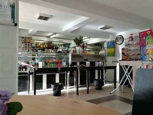 Café O Pingo no Porto Salvo, Lisboa