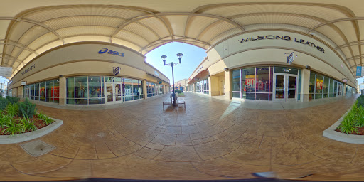 Shopping Mall «Asheville Outlets», reviews and photos, 800 Brevard Rd, Asheville, NC 28806, USA