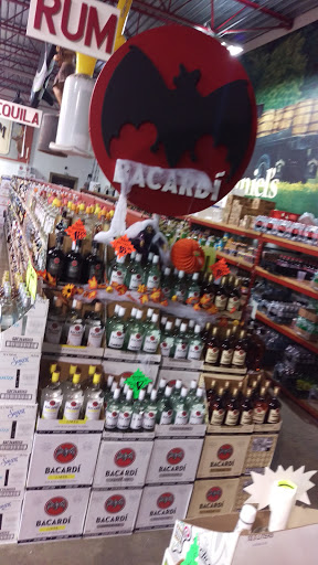 Liquor Store «Holiday Depot Liquor», reviews and photos, 6520 Randol Mill Rd, Fort Worth, TX 76112, USA