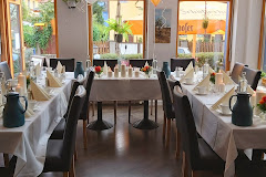 Pinoli Restaurant