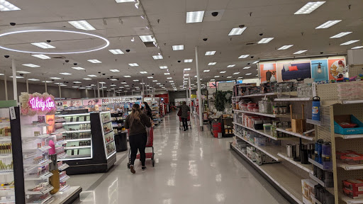 Department Store «Target», reviews and photos, 20200 Bloomfield Ave, Cerritos, CA 90703, USA