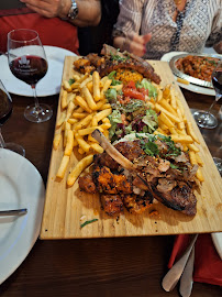 Kebab du Restaurant Au Gouverniaud à Gouvernes - n°18