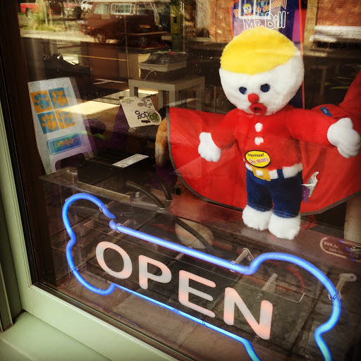 Pet Store «Four Paws on the Beach», reviews and photos, 144 Laneda Ave, Manzanita, OR 97130, USA