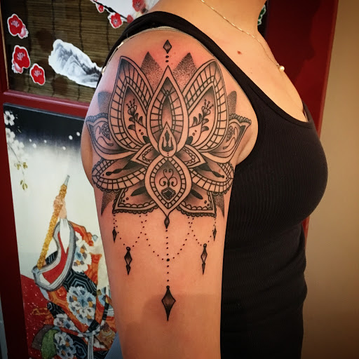 Explore game of thrones tattoo ideas, creative tattoo ideas in Kingsford, available at Deft Tattoo Studio