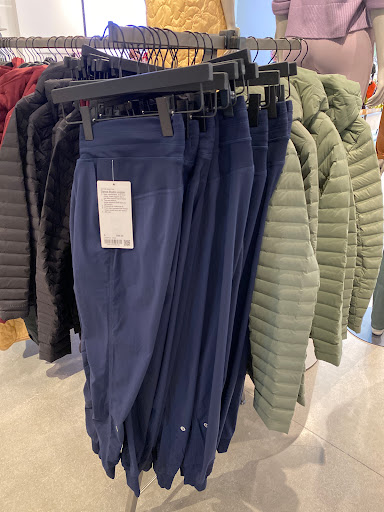 Sportswear Store «lululemon», reviews and photos, 750 Spectrum Center Dr, Irvine, CA 92618, USA