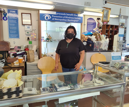 Thrift Store «Prevention of Blindness Society Look Again Resale Shop», reviews and photos, 900 King St, Alexandria, VA 22314, USA