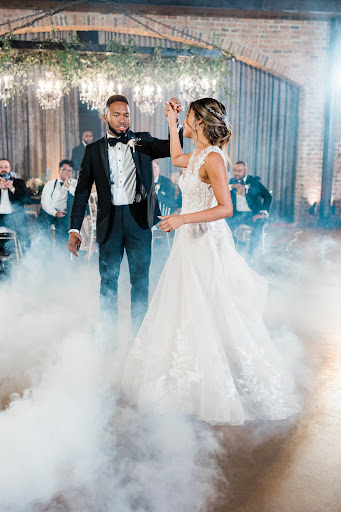 Bridal Shop «Winnie Couture», reviews and photos, 5152 Buffalo Speedway, Houston, TX 77005, USA