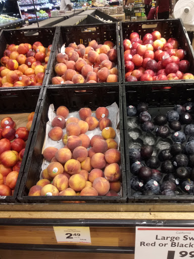 Grocery Store «Sentry Food Store», reviews and photos, 7101 W Lisbon Ave, Milwaukee, WI 53210, USA